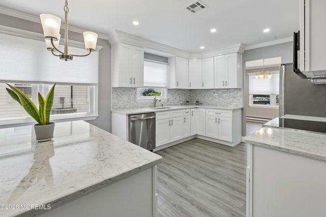 87 Yorkwood Drive, Brick, NJ 08723