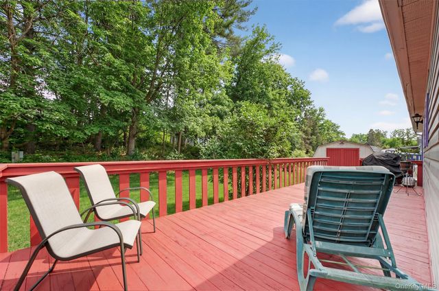 32 2nd Drive, Hyde Park, NY 12538