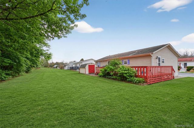 32 2nd Drive, Hyde Park, NY 12538