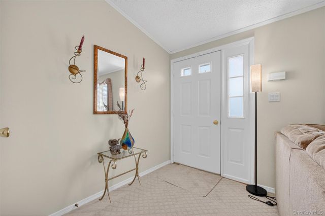 32 2nd Drive, Hyde Park, NY 12538