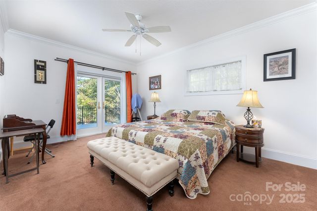 345 Hawks Nest Trail, Lake Lure, NC 28746