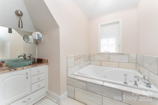 345 Hawks Nest Trail, Lake Lure, NC 28746