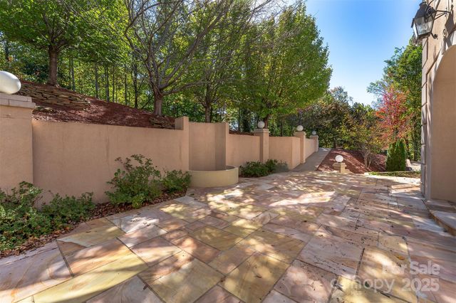 345 Hawks Nest Trail, Lake Lure, NC 28746