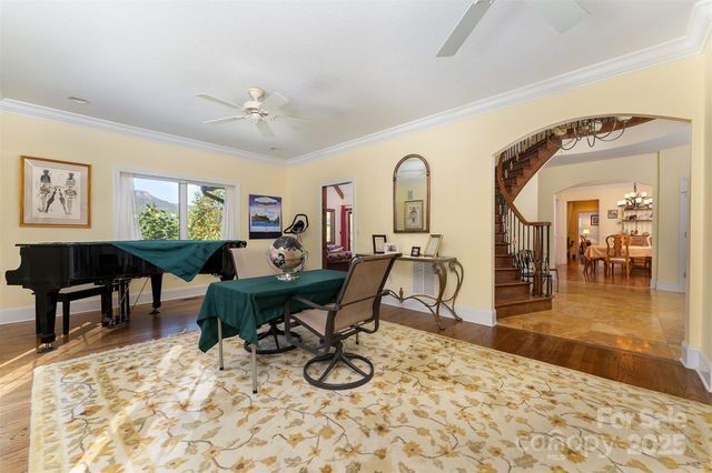 345 Hawks Nest Trail, Lake Lure, NC 28746