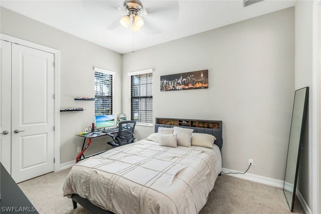 9469 Greenleigh CT, Naples, FL 34120