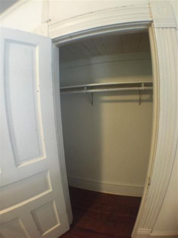 908 W 22nd ST D, Austin, TX 78705