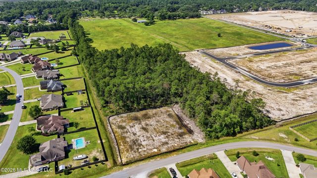 Palmetto Drive, Ocean Springs, MS 39564