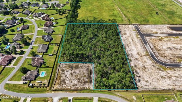 Palmetto Drive, Ocean Springs, MS 39564
