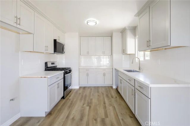 15808 Heatherdale, Victorville, CA 92394