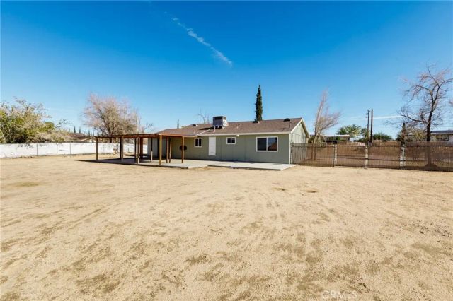 15808 Heatherdale, Victorville, CA 92394