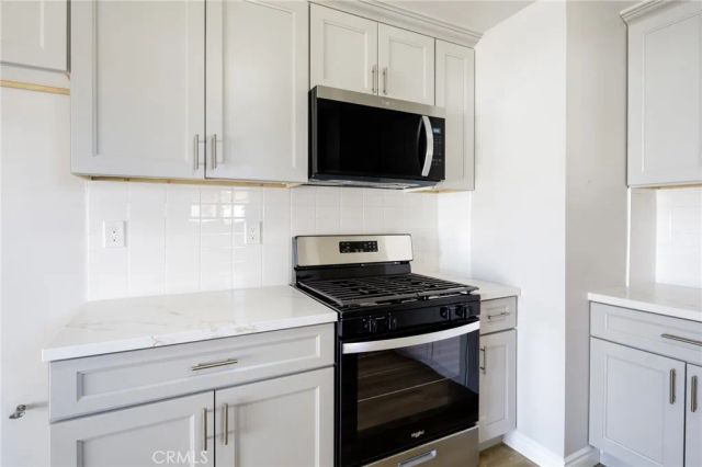 15808 Heatherdale, Victorville, CA 92394