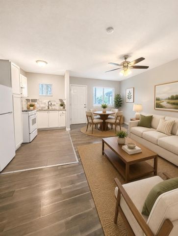 4811 Oakland Street 12, Houston, TX 77023