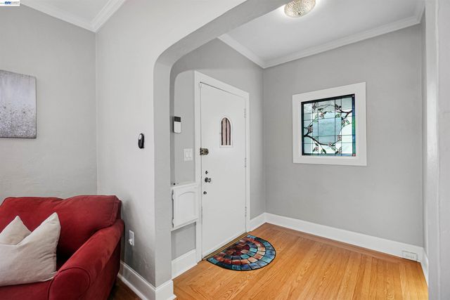 250 Cherrywood Ave, San Leandro, CA 94577
