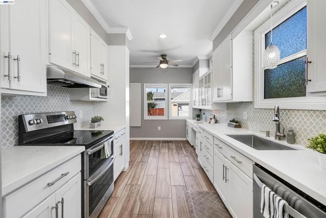 250 Cherrywood Ave, San Leandro, CA 94577