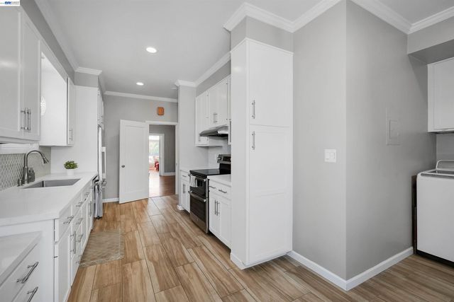 250 Cherrywood Ave, San Leandro, CA 94577