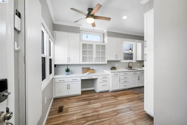 250 Cherrywood Ave, San Leandro, CA 94577