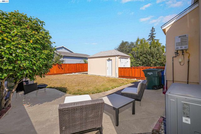 250 Cherrywood Ave, San Leandro, CA 94577