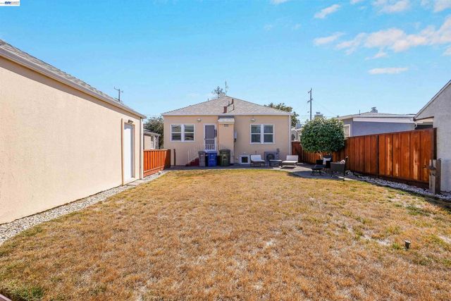 250 Cherrywood Ave, San Leandro, CA 94577