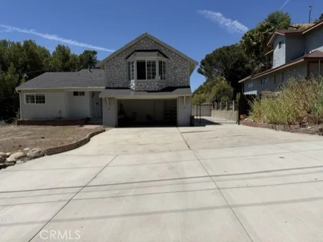 10459 Haines Canyon Avenue, Tujunga, CA 91042