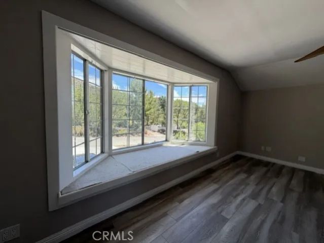 10459 Haines Canyon Avenue, Tujunga, CA 91042