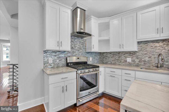 144 LEVERING ST, Philadelphia, PA 19127