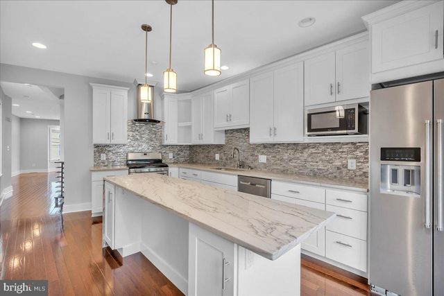 144 LEVERING ST, Philadelphia, PA 19127