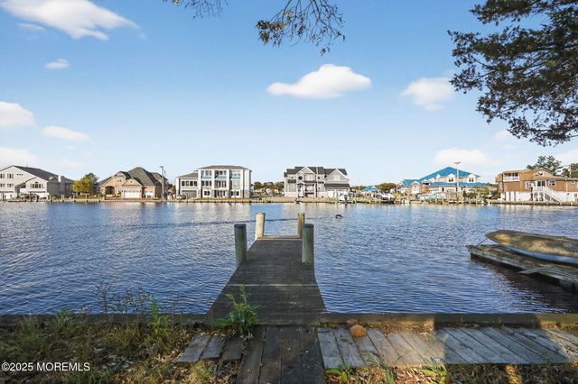 111 Lawshe Drive, Pine Beach, NJ 08741