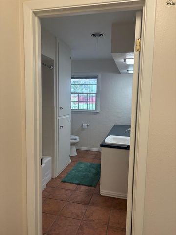 2713 DEVON ROAD, Wichita Falls, TX 76308