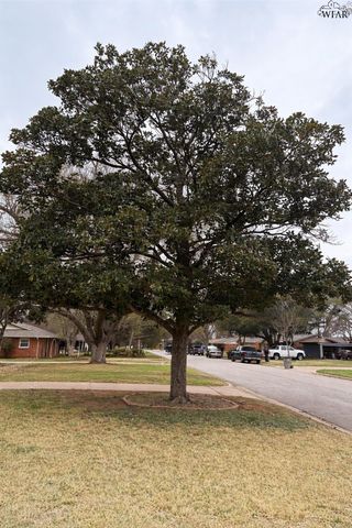 2713 DEVON ROAD, Wichita Falls, TX 76308