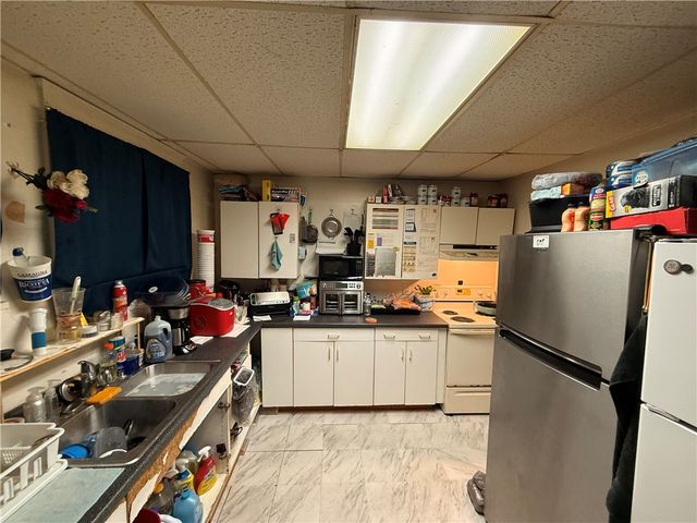 346 Mercer St, City Of But Ne, PA 16001