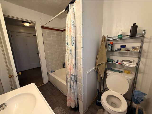 346 Mercer St, City Of But Ne, PA 16001