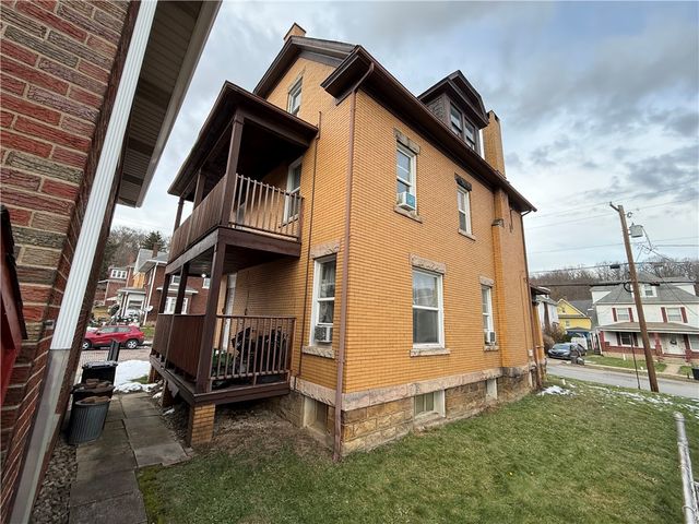346 Mercer St, City Of But Ne, PA 16001