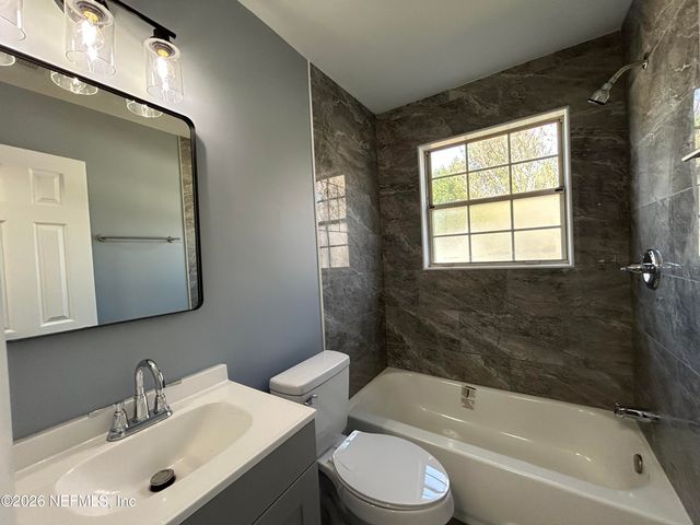 7069 PERKE Drive, Jacksonville, FL 32210