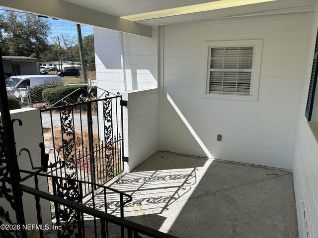 7069 PERKE Drive, Jacksonville, FL 32210