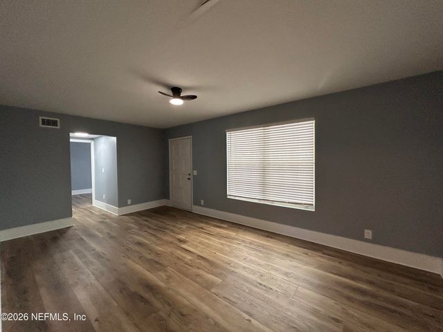 7069 PERKE Drive, Jacksonville, FL 32210