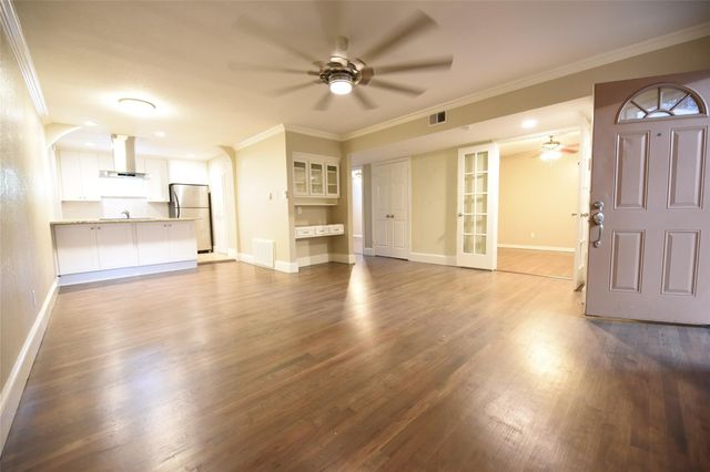 4206 Hawthorne Avenue 102, Dallas, TX 75219