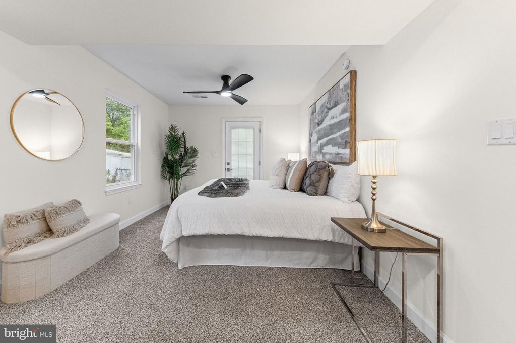 Image 14 of property listing at 9619 HARDING AVE, Baltimore, MD 21234