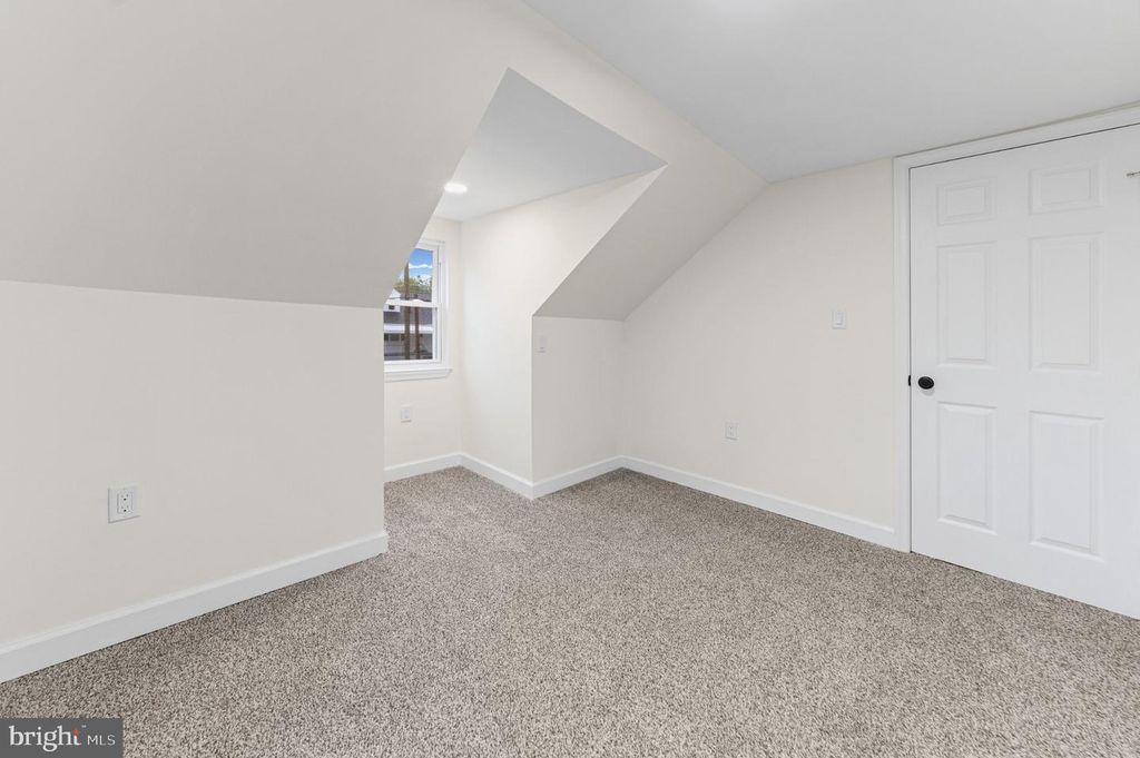 Image 20 of property listing at 9619 HARDING AVE, Baltimore, MD 21234