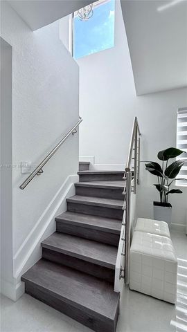 1392 Canary Island Dr 0, Weston, FL 33327