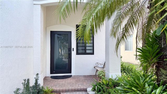 1392 Canary Island Dr 0, Weston, FL 33327