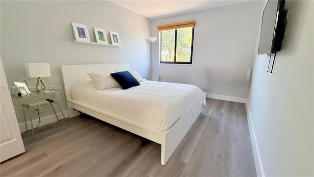 1392 Canary Island Dr 0, Weston, FL 33327