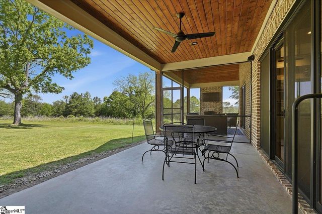724 Red Hill Road, Pickens, SC 29671