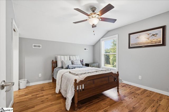 724 Red Hill Road, Pickens, SC 29671