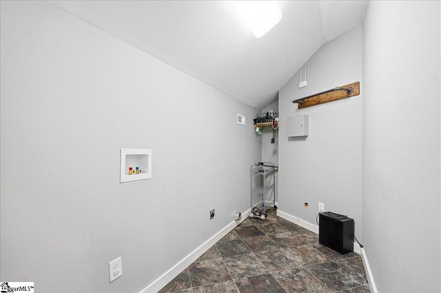 724 Red Hill Road, Pickens, SC 29671