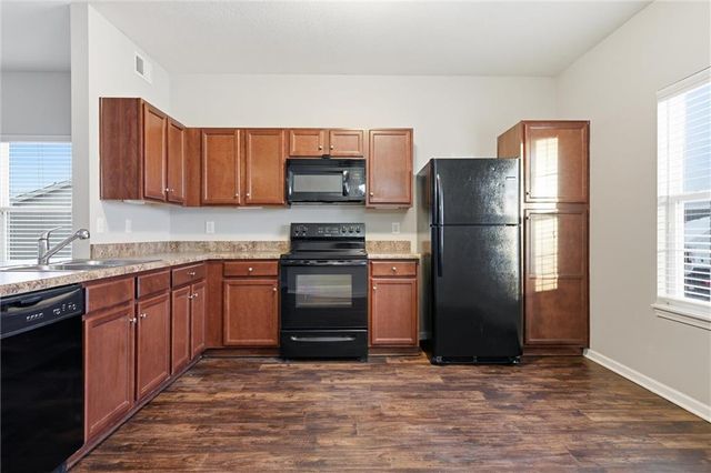 26130 W 141st Court, Olathe, KS 66061