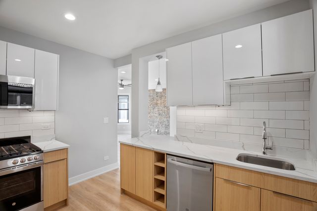 7510 N Eastlake Terrace 2E, Chicago, IL 60626