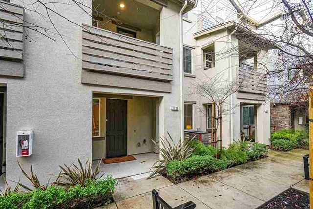 1725 Pedrozzi Cmn, Livermore, CA 94551