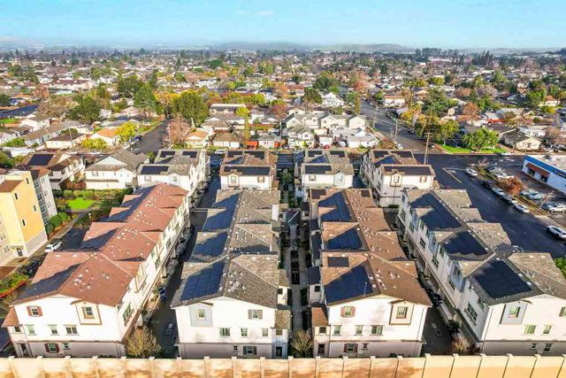 1725 Pedrozzi Cmn, Livermore, CA 94551