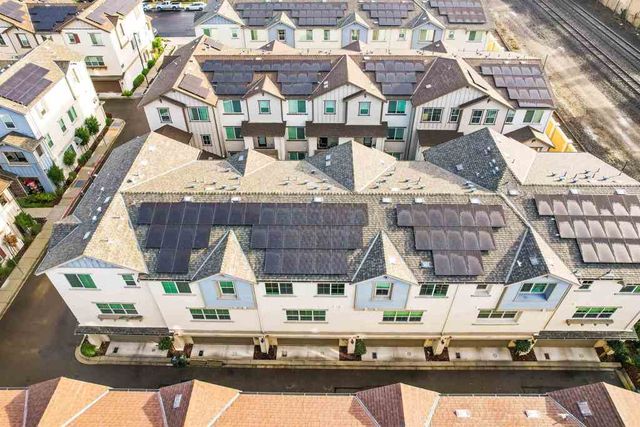 1725 Pedrozzi Cmn, Livermore, CA 94551