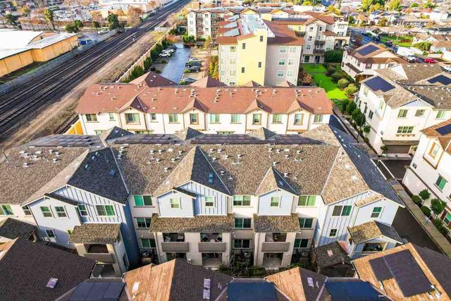 1725 Pedrozzi Cmn, Livermore, CA 94551